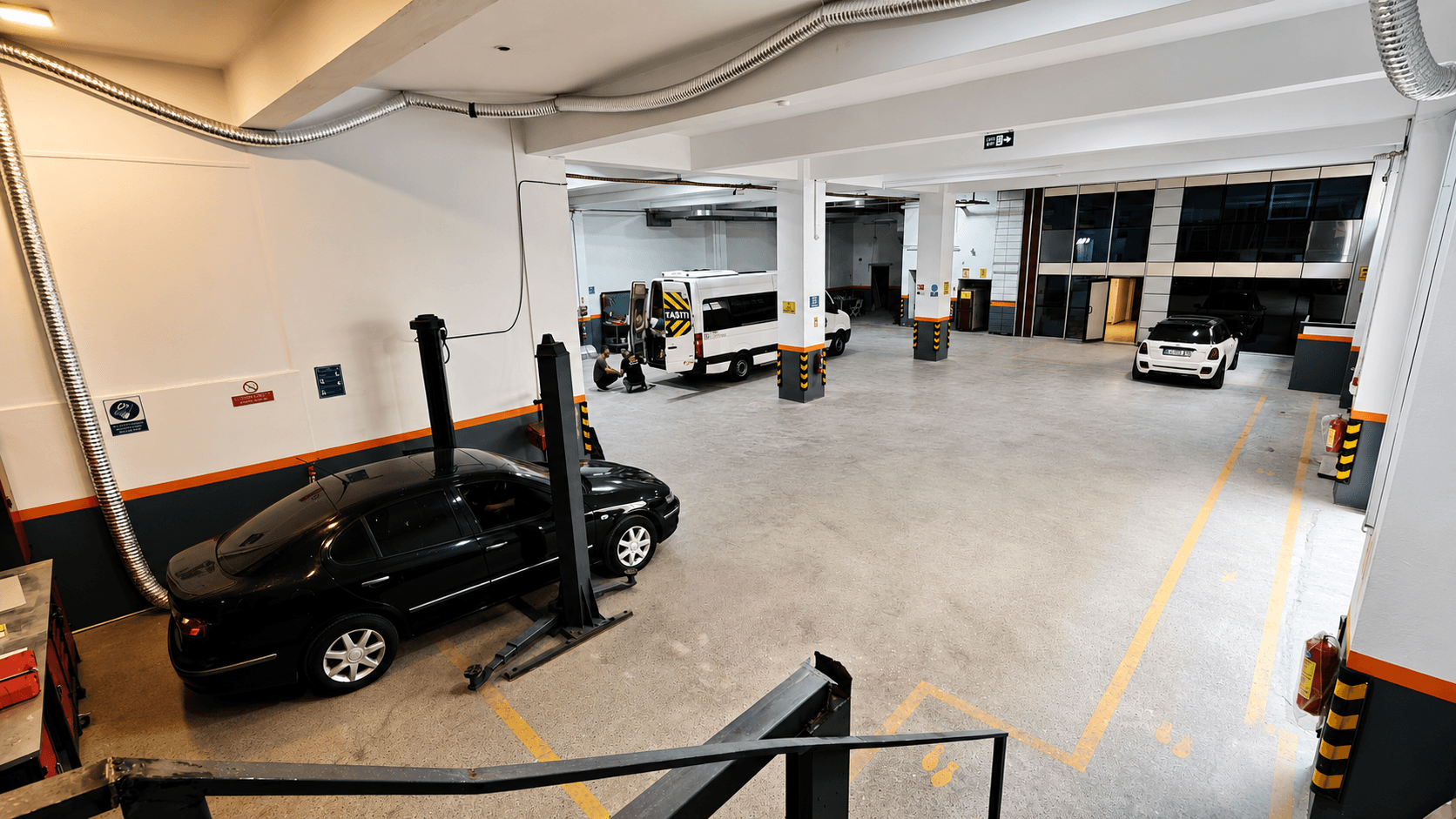 Revlab Otomotiv servis görseli 6